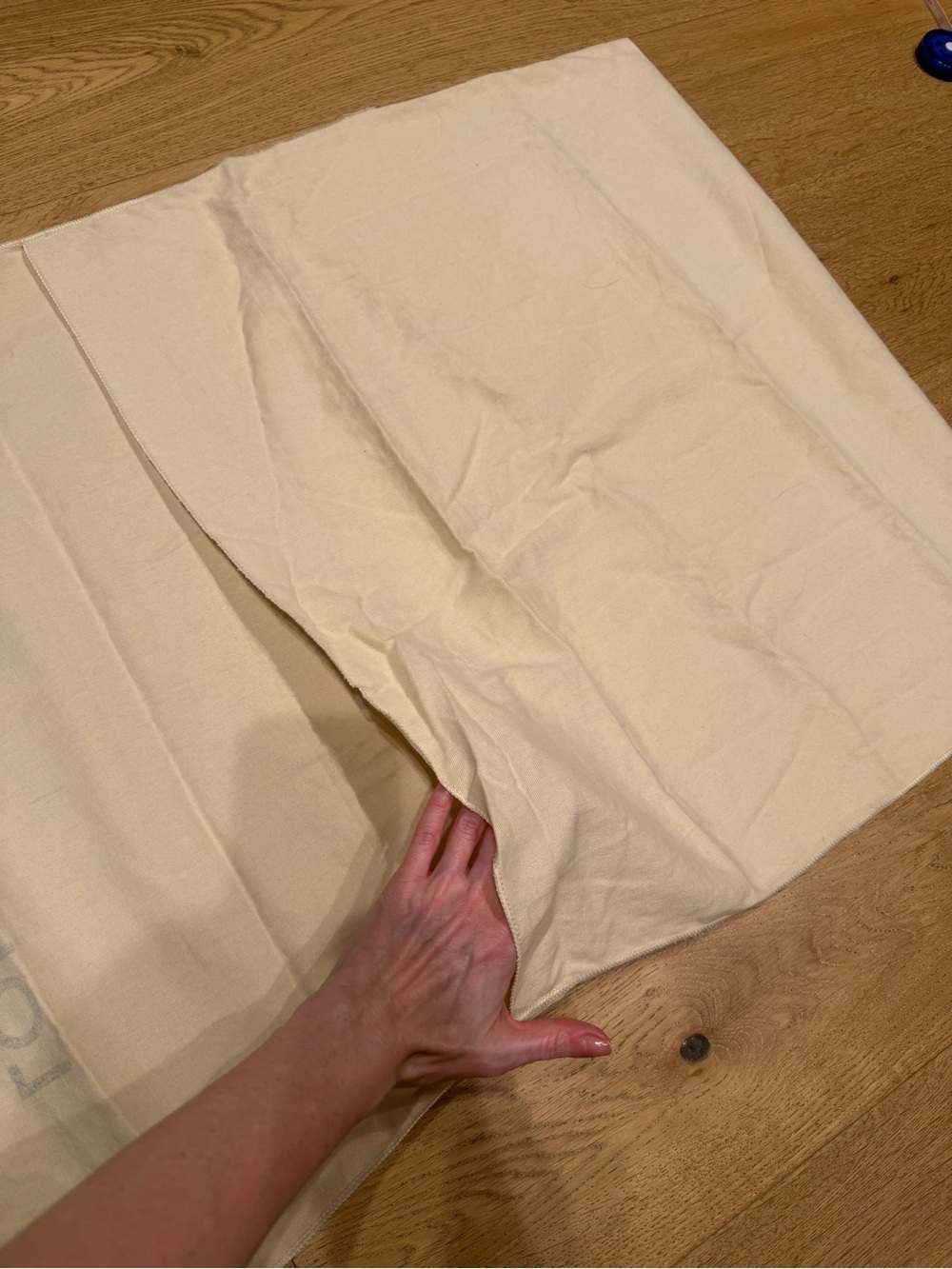 Louis Vuitton Cream envelope large dust bag - Picture 5 of 6